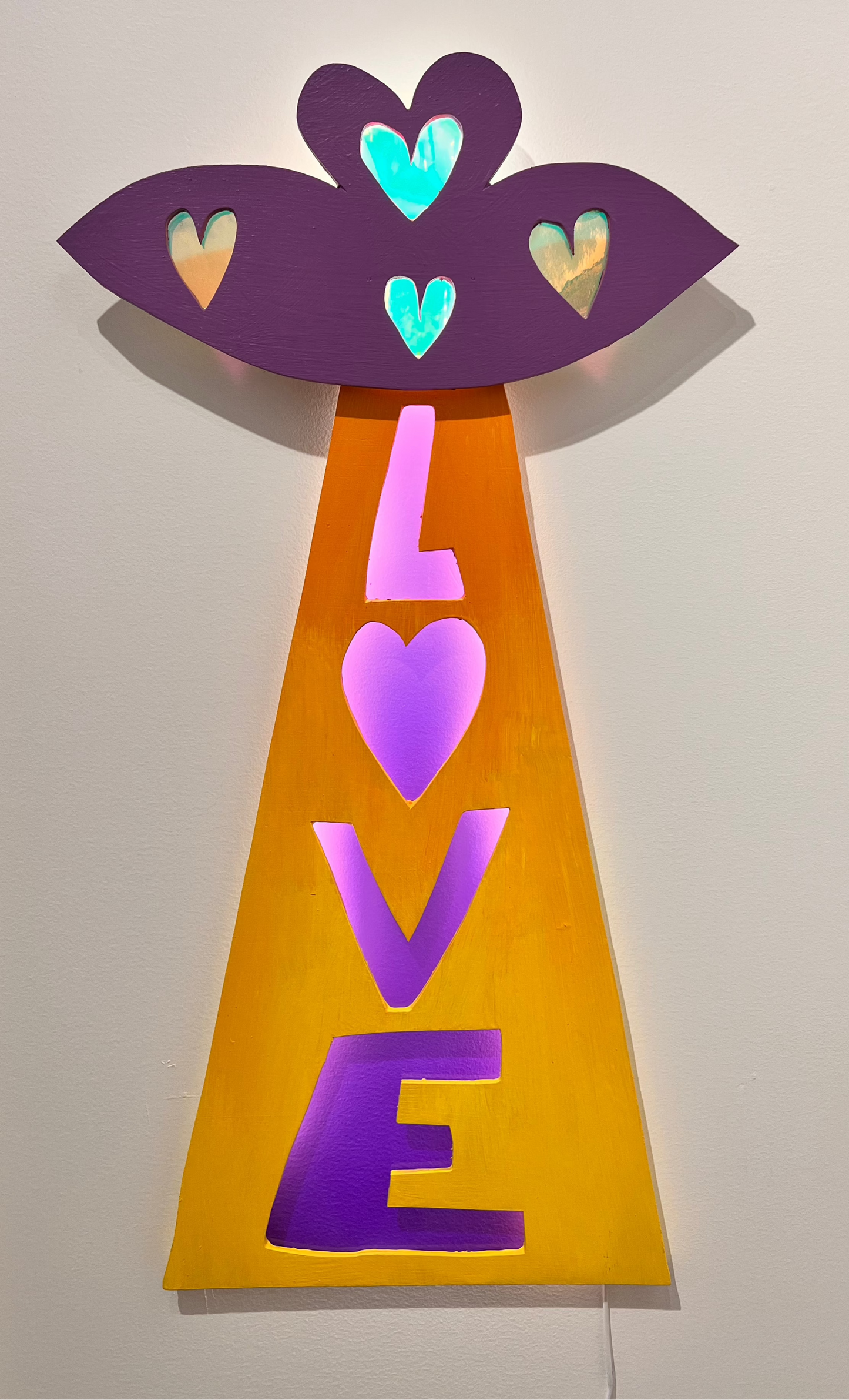 SPACESHIP OF LOVE LIGHT (20)