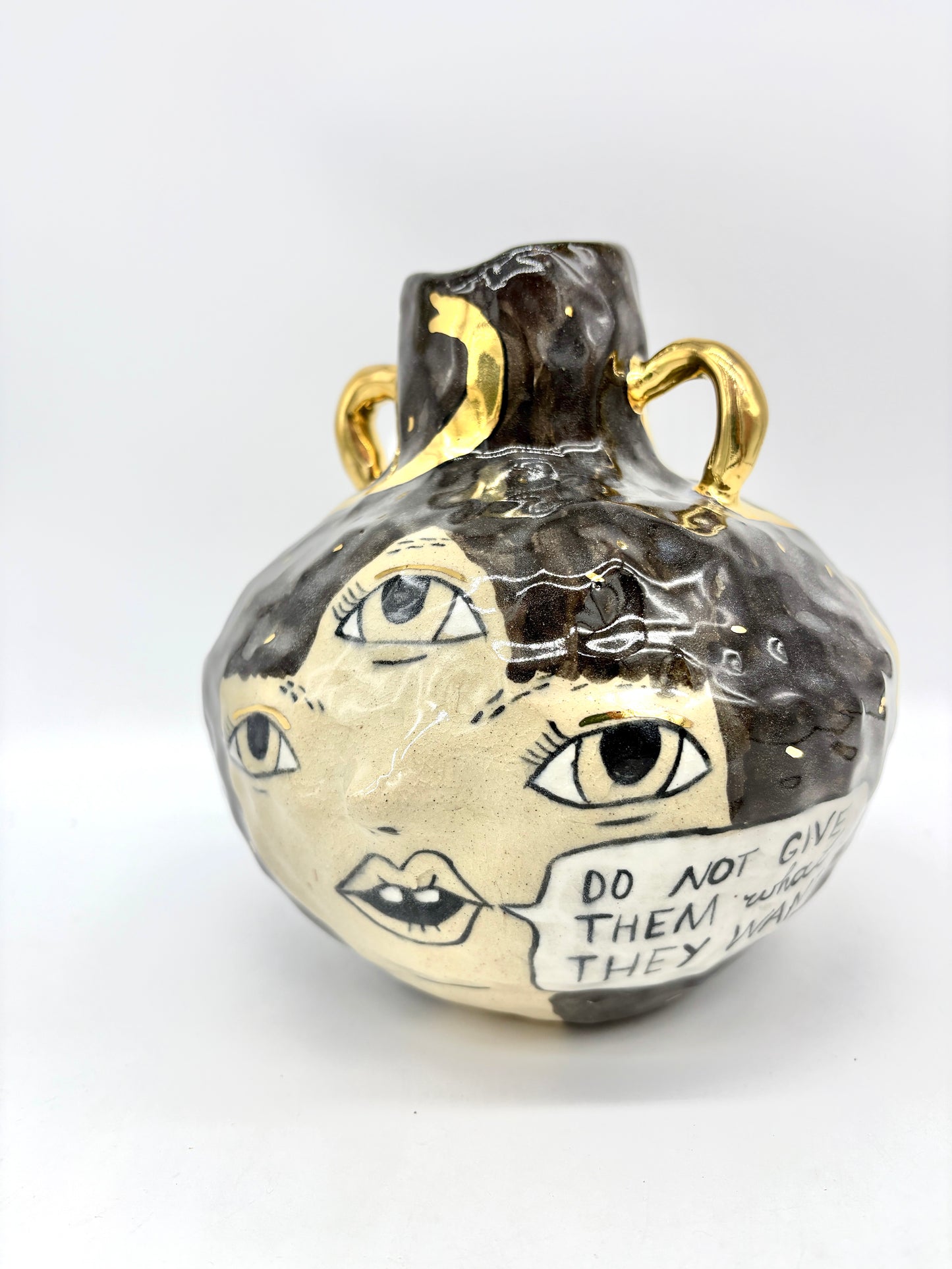 “Do not conform”, diversity of tactics vessel