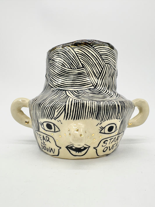 “Tear it down”, diversity of tactics vessel